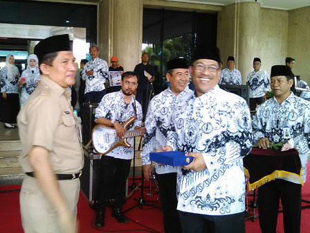 Pencarian PGRI Hulusungaiutara - Persatuan Guru Republik Indonesia Cabang Hulusungaiutara